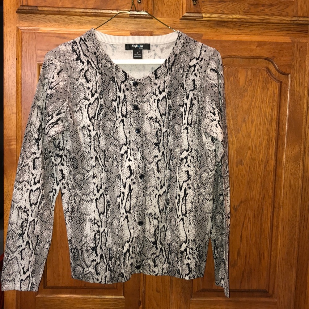 Style &Co Snake skin print cardigan